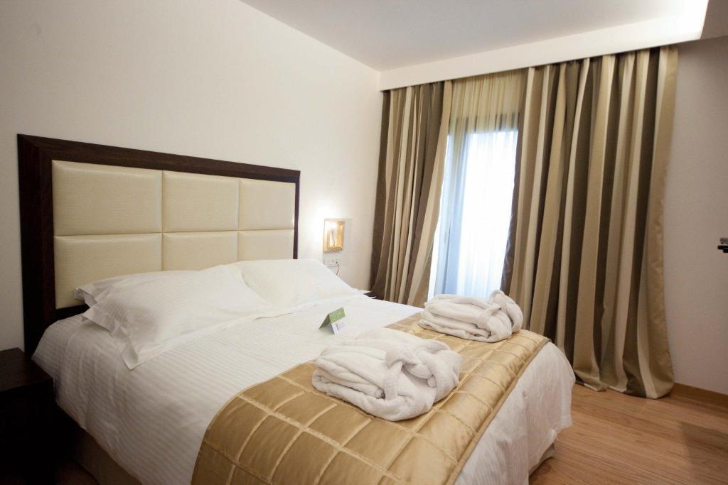 Kalavrita Canyon Hotel&Spa Kalavryta Quarto foto